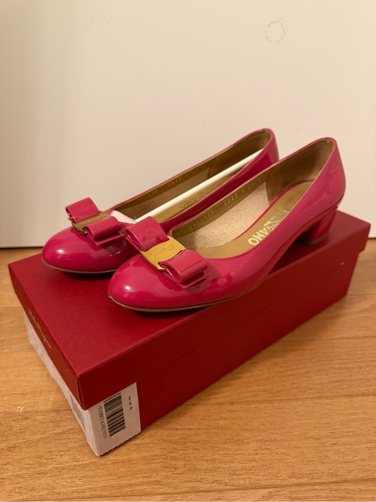 Salvatore Ferragamo Shoes - Salvatore Ferragamo Hot Pink Patent Vara Bow Low Block Heels